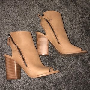 Dolce Vita (target brand) Size 8